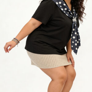 top-grande-taille-en-col-v-avec-noeud-integre